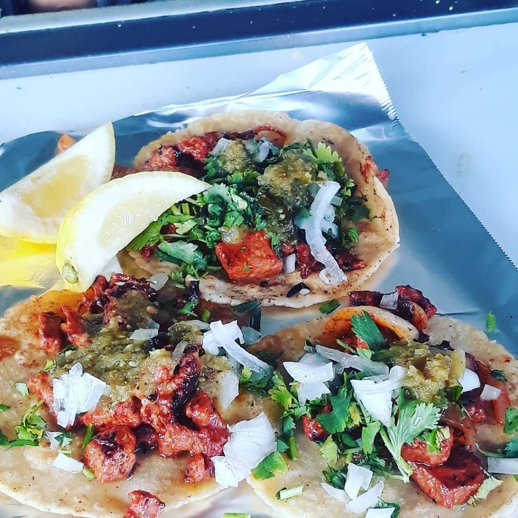 La Morena Hot Dogs | meal takeaway | HURON ST, W Ave 26, Los Angeles, CA 90065, USA | 3234461282 OR +1 323-446-1282