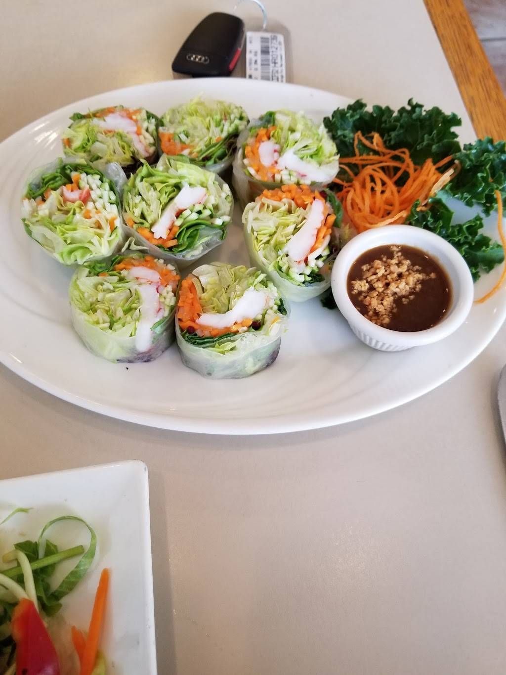 Pho And Thai | restaurant | 63 White St, Belmont, MA 02478, USA | 6174841118 OR +1 617-484-1118