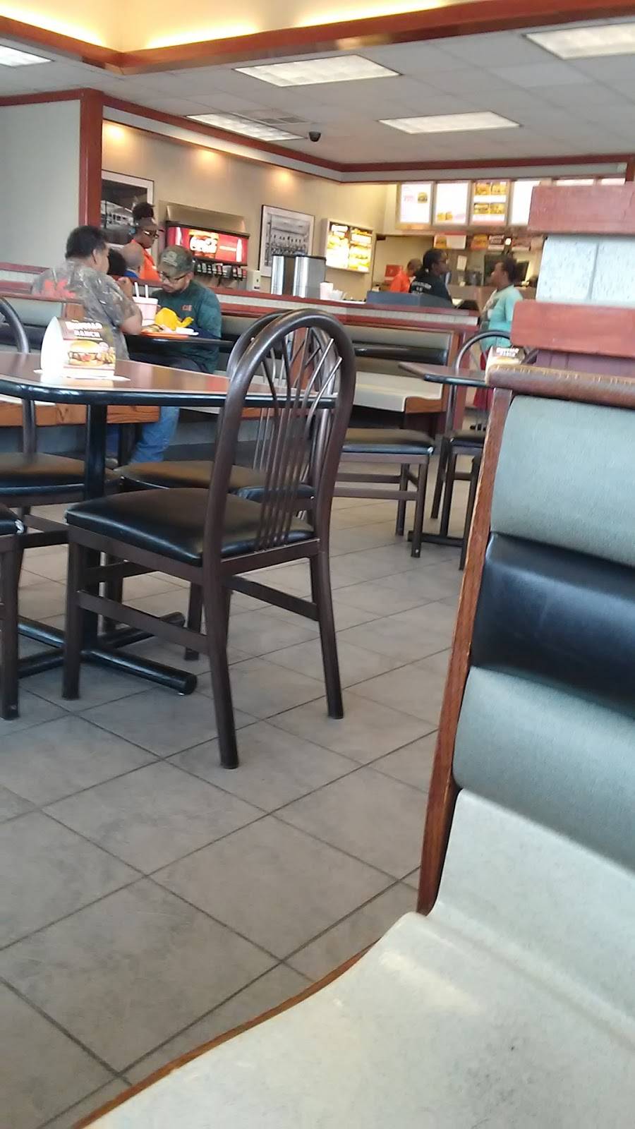 Whataburger | restaurant | 501 E Hwy 67, Duncanville, TX 75137, USA | 9722838222 OR +1 972-283-8222