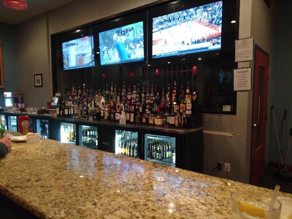 Surf Rider | restaurant | 725 Eden Way N, Chesapeake, VA 23320, USA | 7575492626 OR +1 757-549-2626