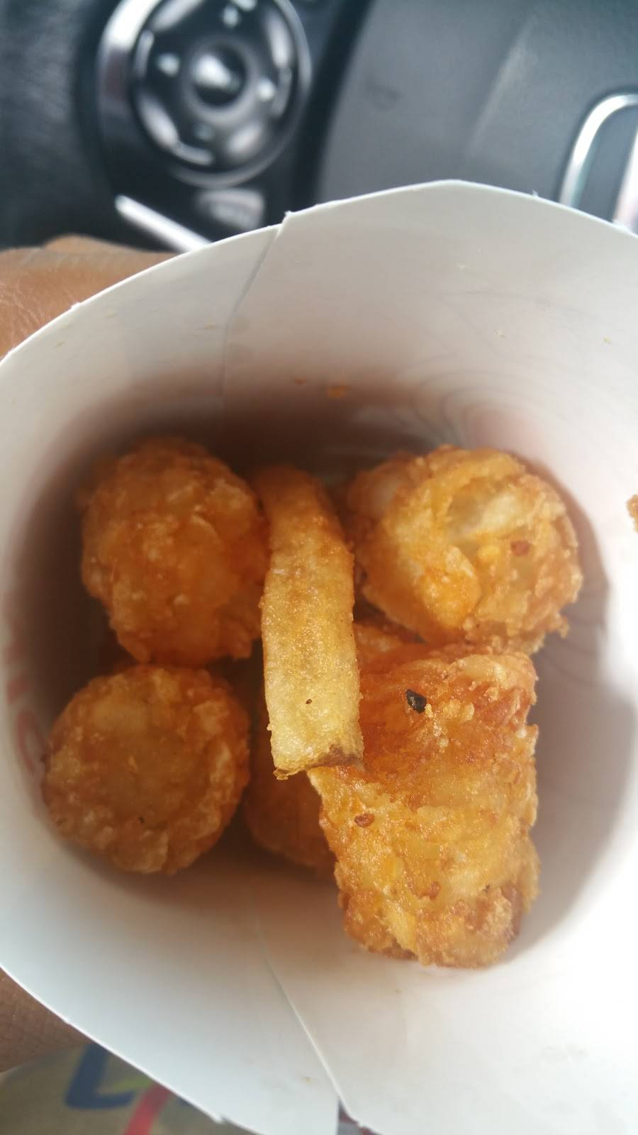 Sonic Drive-In | restaurant | 2680 South, M-139 Suite 100, Benton Harbor, MI 49022, USA | 2699252100 OR +1 269-925-2100