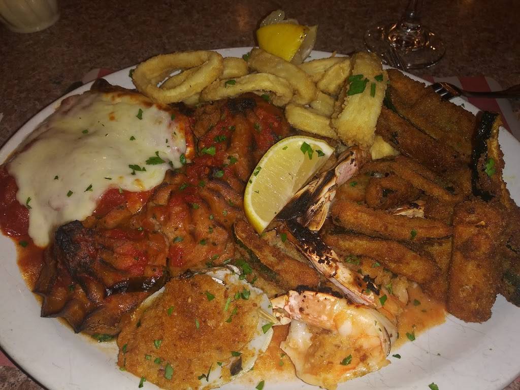 Dangelo Pizza | restaurant | 815 Willis Ave, Albertson, NY 11507, USA | 5167418694 OR +1 516-741-8694