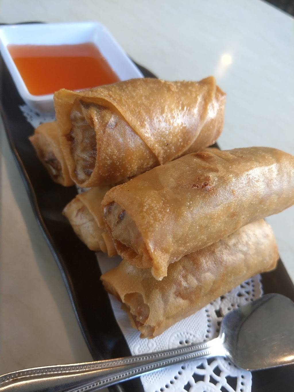 Elephant Thai kitchen | restaurant | 2087 Long Beach Boulevard, Long Beach, CA 90806, USA | 5625133015 OR +1 562-513-3015