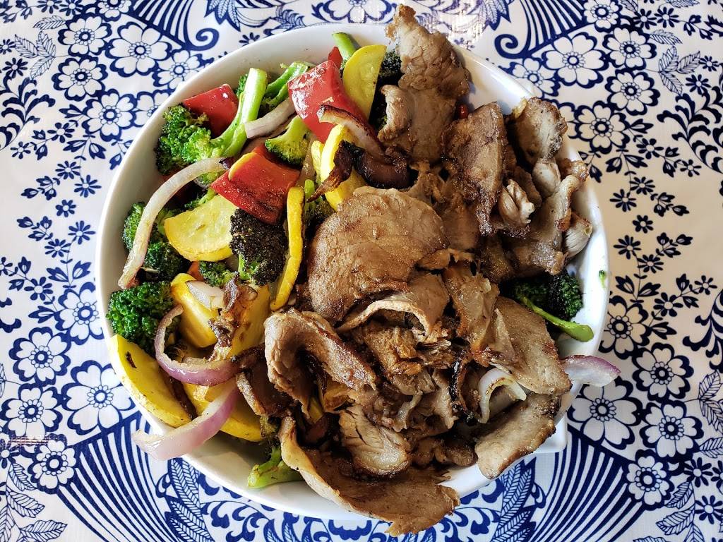 Nikos Gyros Beacon Hill | restaurant | 1636 S McClellan St, Seattle, WA 98144, USA | 2063974986 OR +1 206-397-4986