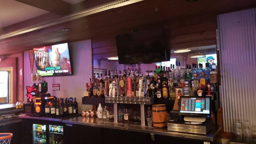 Trifecta bar and grill | restaurant | 109 Carroll Rd, Benton, KY 42025, USA | 2702529223 OR +1 270-252-9223