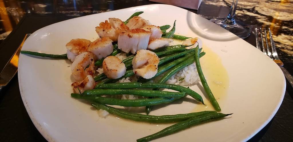 Burtons Grill | restaurant | 1 Cornerstone Square, Westford, MA 01886, USA | 9786921220 OR +1 978-692-1220