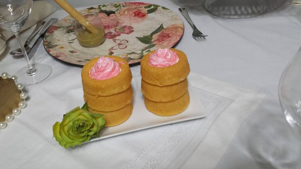 Santias Bakery | restaurant | 3381 Washington St, Boston, MA 02130, USA | 6174774288 OR +1 617-477-4288