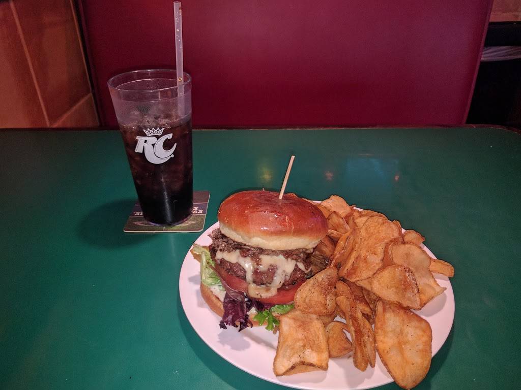 Parkview Tap House | restaurant | 16828 E Parkview Ave, Fountain Hills, AZ 85268, USA | 4808374884 OR +1 480-837-4884