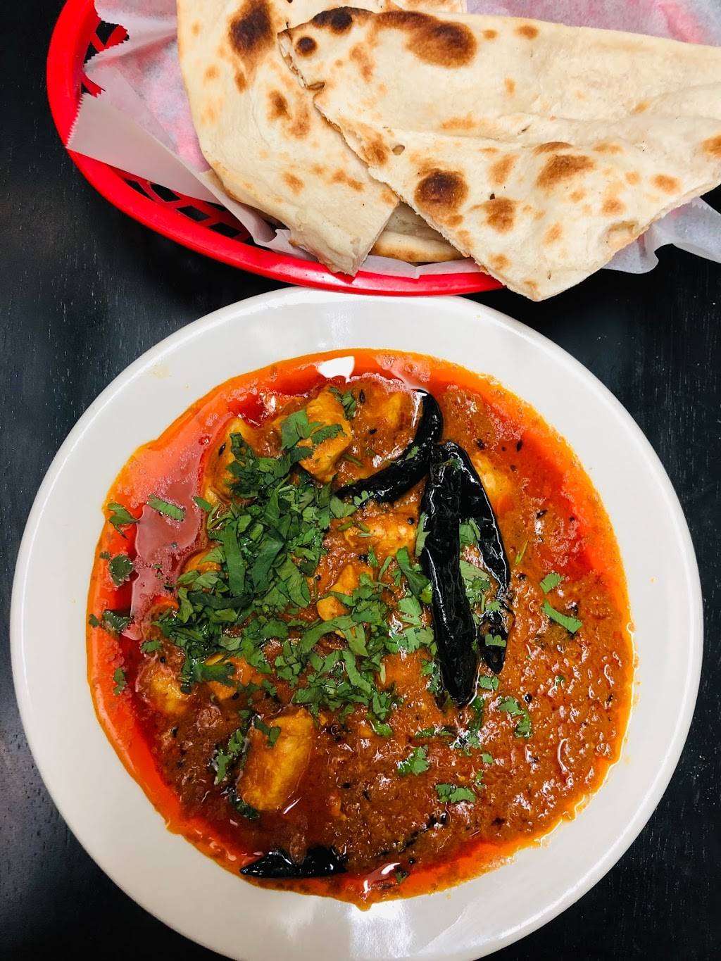 Masala Cafe | restaurant | 2118 N Knoxville Ave, Peoria, IL 61603, USA | 3096810000 OR +1 309-681-0000