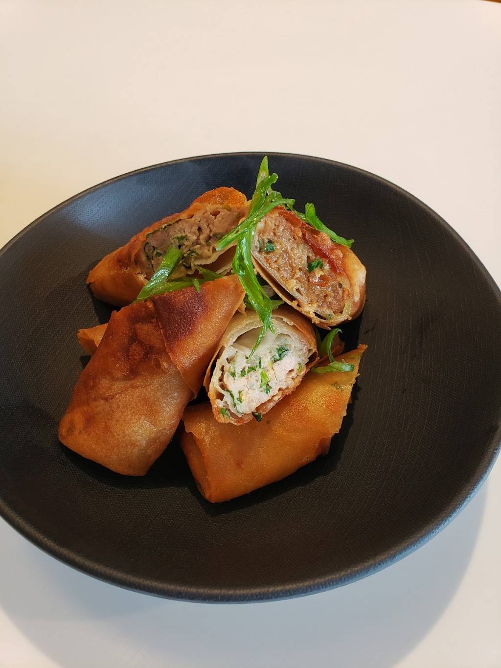 Duck & Roll | restaurant | 4800 Main St Suite 102, Kansas City, MO 64112, USA | 8162148736 OR +1 816-214-8736