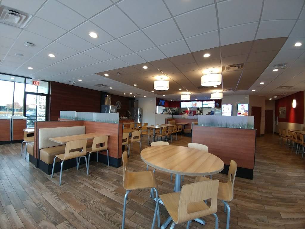Wendys | restaurant | 3516 118th St, Chicago, IL 60617, USA | 7736464420 OR +1 773-646-4420
