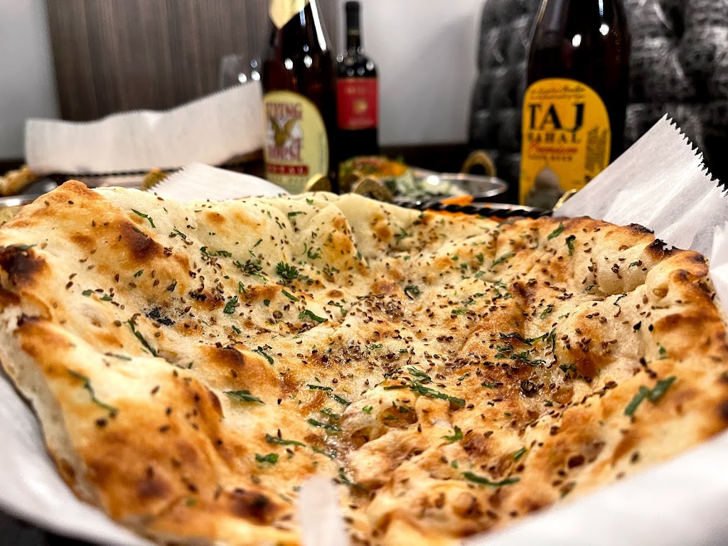 India House Restaurant - Chicago | restaurant | 59 W Grand Ave, Chicago, IL 60654, USA | 3126459500 OR +1 312-645-9500