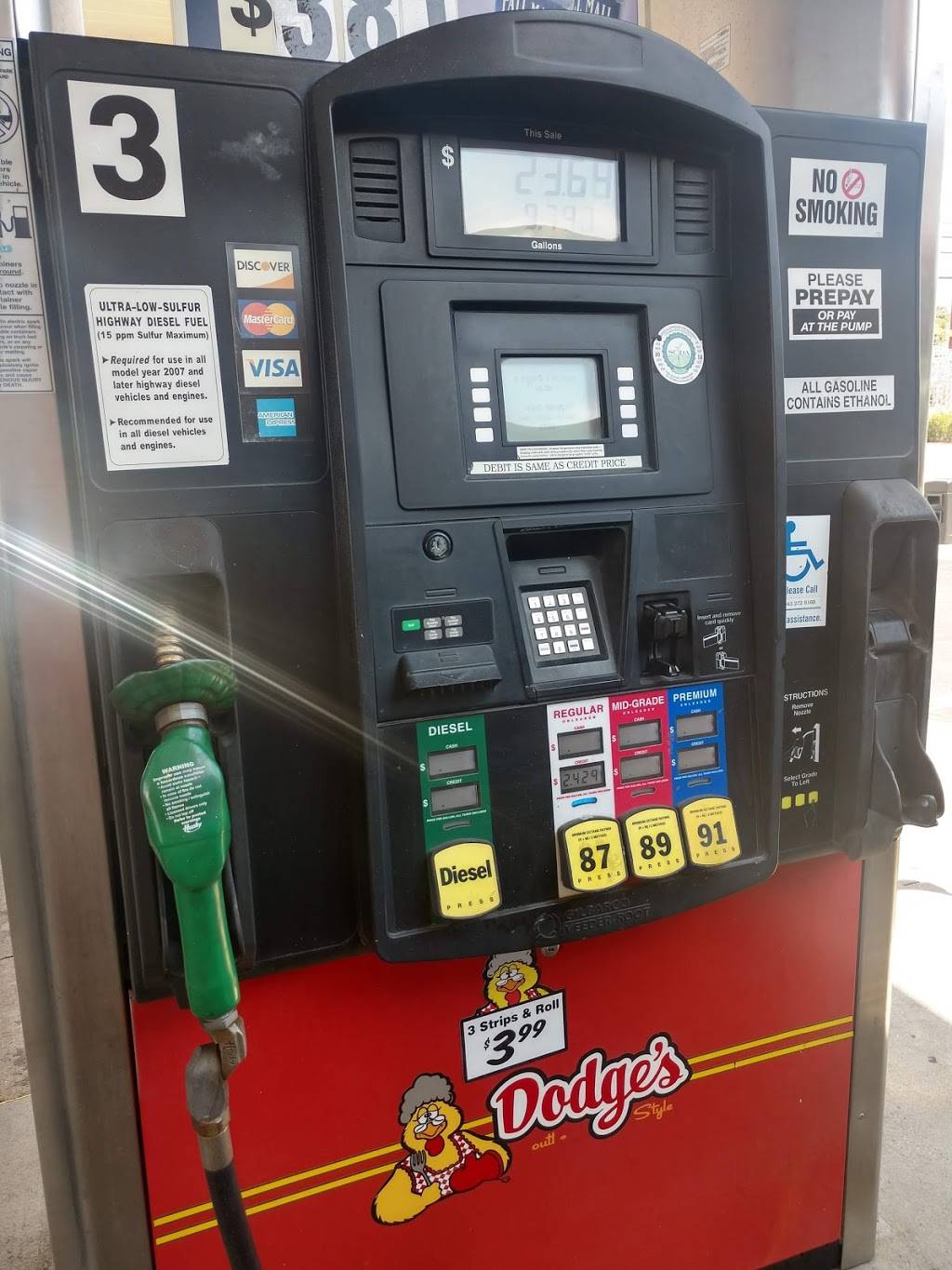 Dodges | restaurant | 2609 Hwy 17 S, North Myrtle Beach, SC 29582, USA | 8432728166 OR +1 843-272-8166