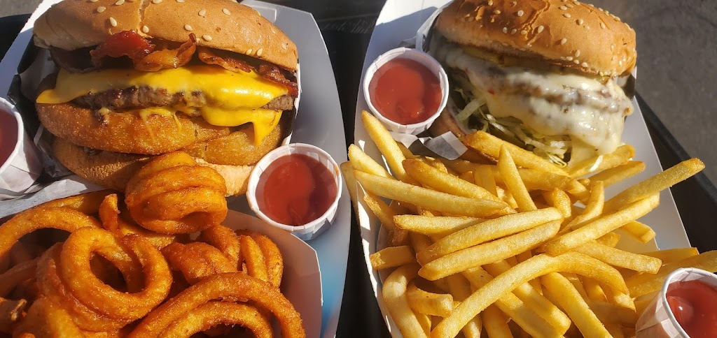 Banderas Burger Grill | restaurant | 2130 Virginia Ave, Bakersfield, CA 93307, USA | 6613778427 OR +1 661-377-8427