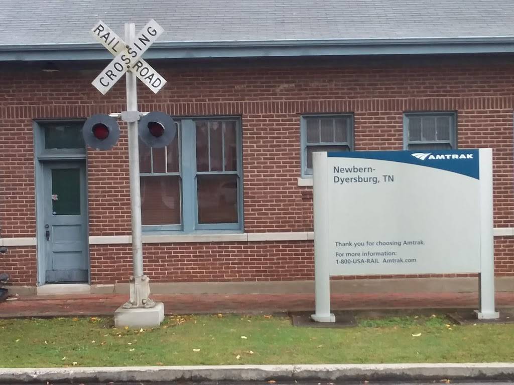 Coops Place | restaurant | Newbern, TN 38059, USA | 7316270066 OR +1 731-627-0066