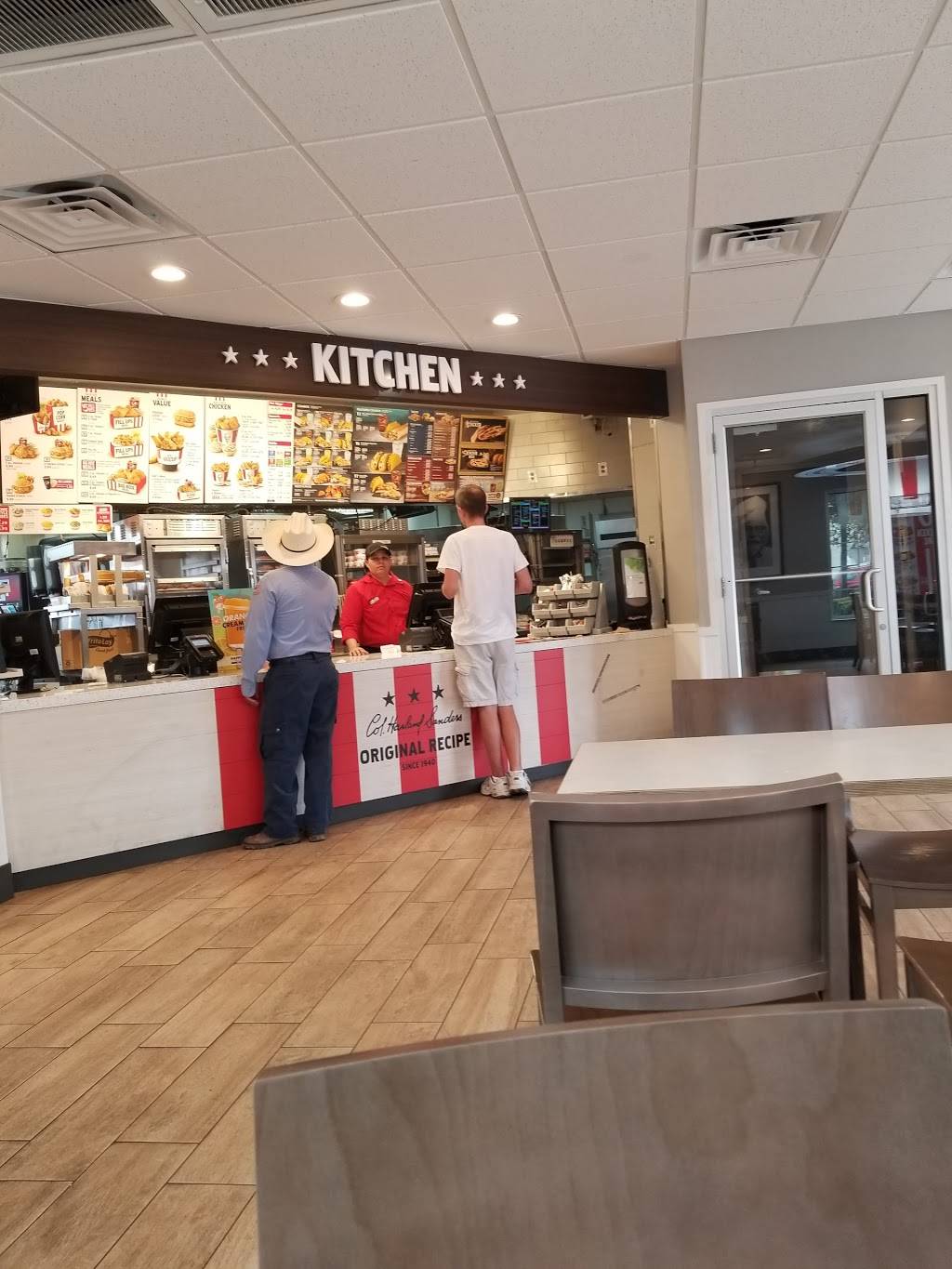 Taco Bell | meal takeaway | 7904 Long Point Rd, Houston, TX 77055, USA | 7134646067 OR +1 713-464-6067