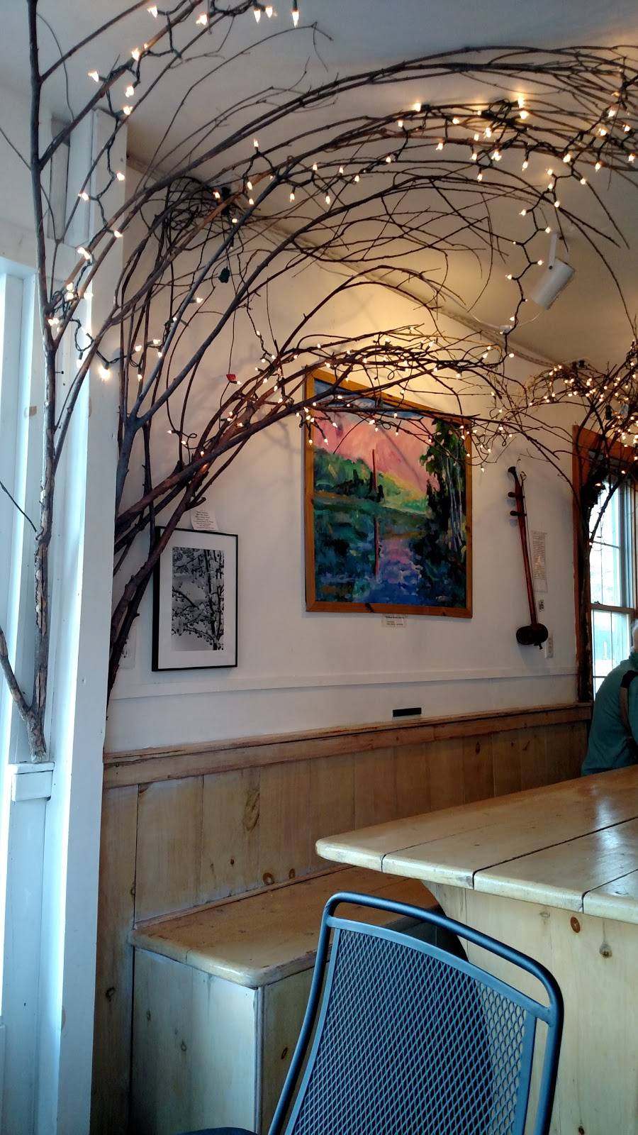 Readfield Emporium | restaurant | 1146 Main St, Readfield, ME 04355, USA | 2076857348 OR +1 207-685-7348