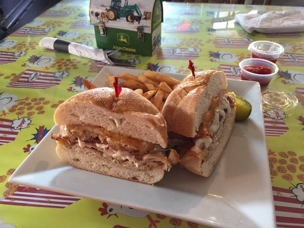 Tony Joes House of Great Eats | restaurant | 8703, 1161 Ridge Rd, Pottstown, PA 19465, USA | 6104696419 OR +1 610-469-6419