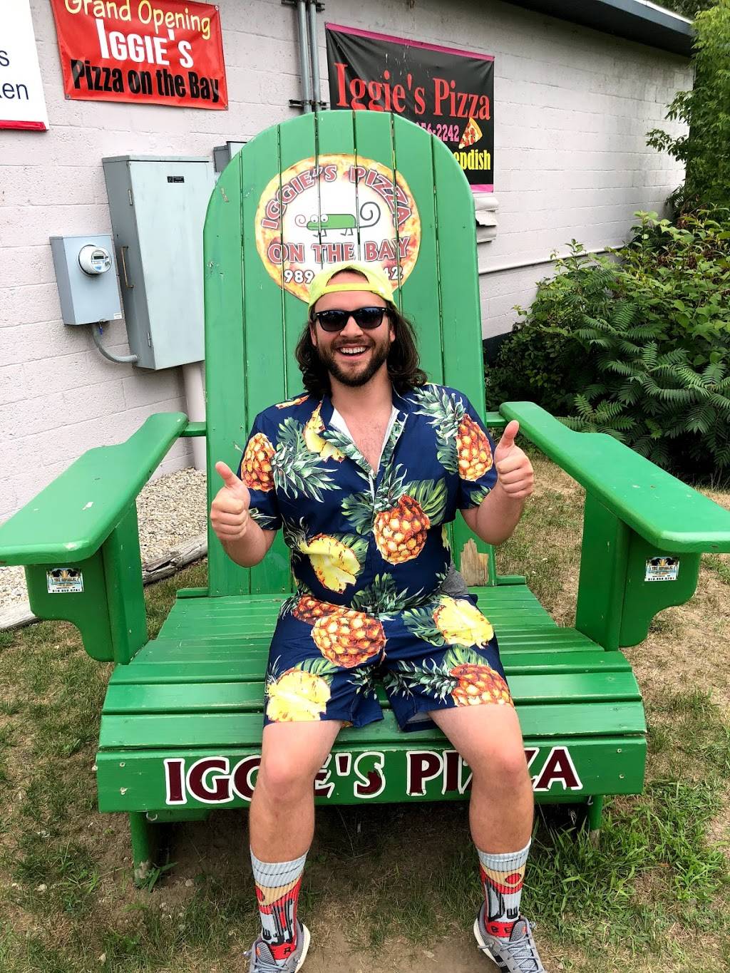 Pizza On The Bay | restaurant | 6400 Main St, Caseville, MI 48725, USA | 9898562242 OR +1 989-856-2242