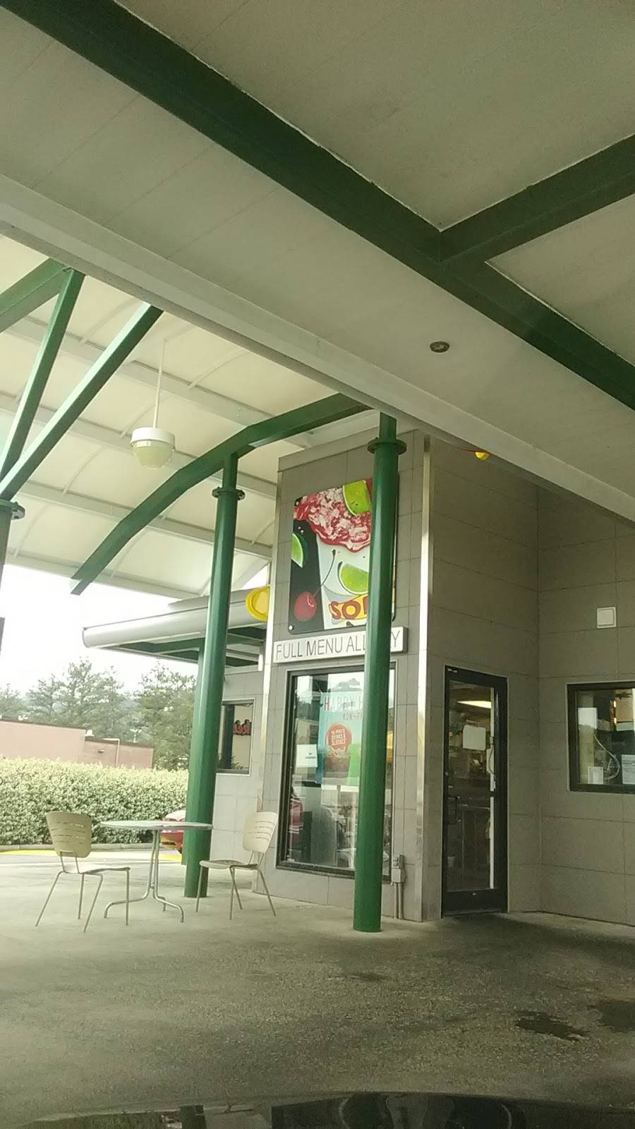 Sonic Drive-In | restaurant | 1369 W Walnut Ave, Dalton, GA 30720, USA | 7062756484 OR +1 706-275-6484