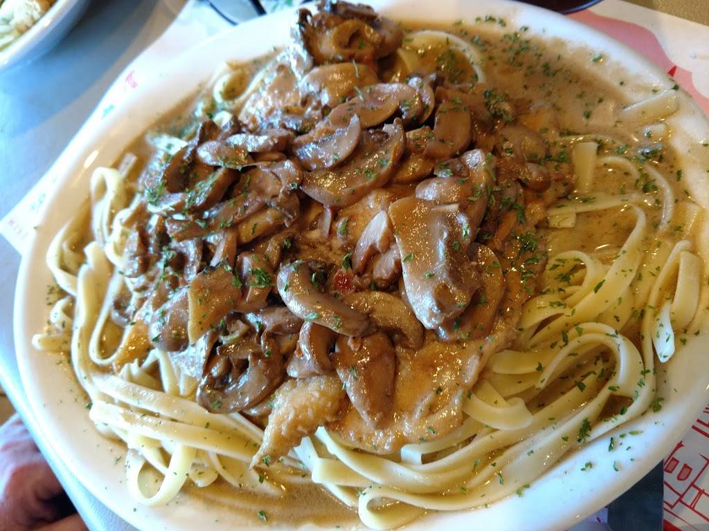 Salvatores Italian Restaurant & Pizza | restaurant | 654 Stocking Ave NW, Grand Rapids, MI 49504, USA | 6164544280 OR +1 616-454-4280