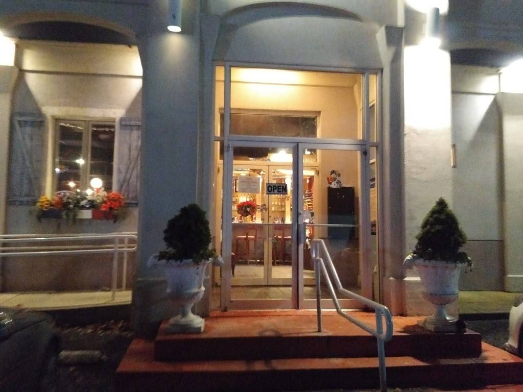 Les Folies Brasserie | restaurant | 2552 Riva Rd, Annapolis, MD 21401, USA | 4105730970 OR +1 410-573-0970