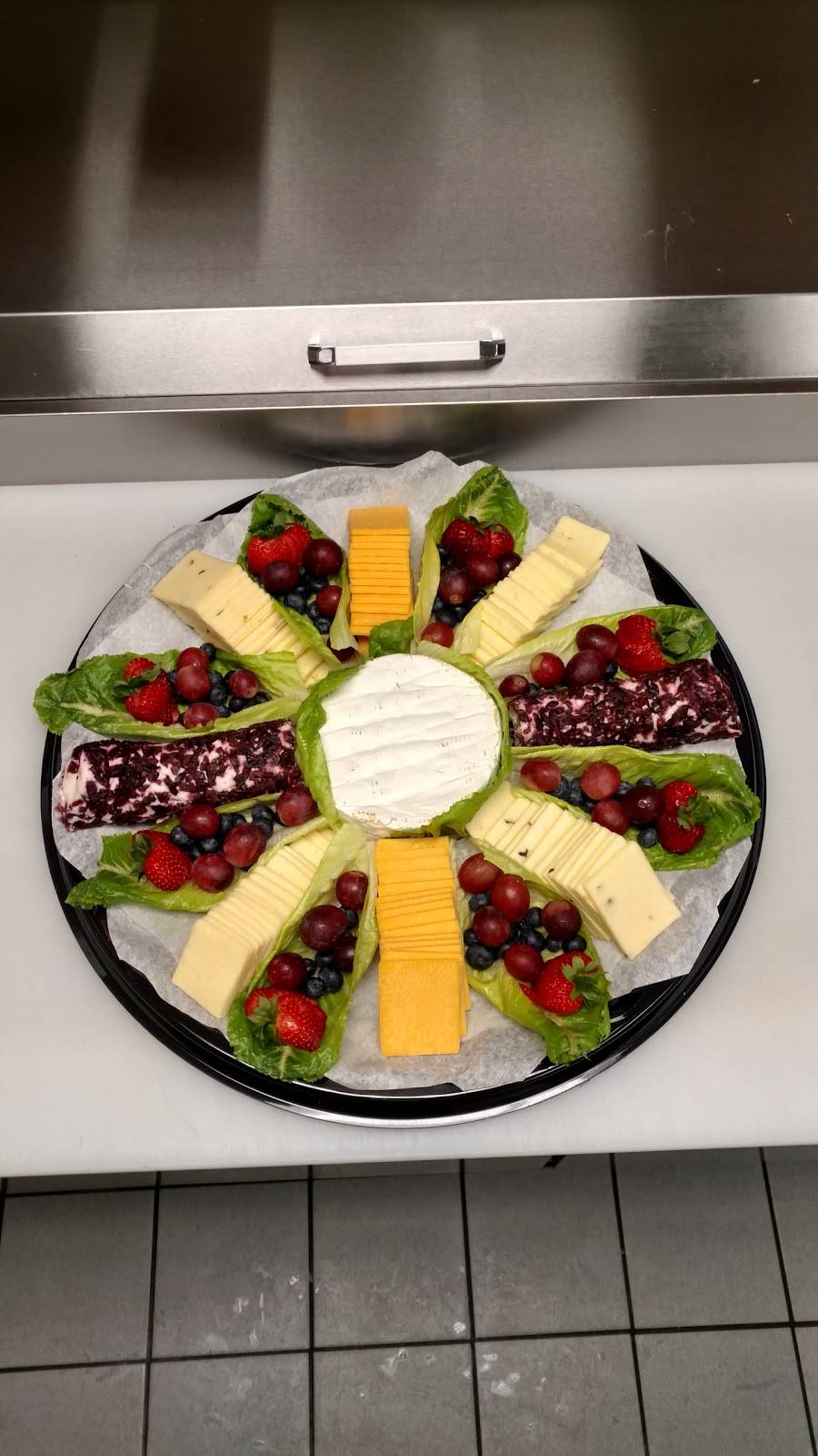 Nathans Deli | meal takeaway | 581 E Jefferson Ave, Detroit, MI 48226, USA | 3139623354 OR +1 313-962-3354