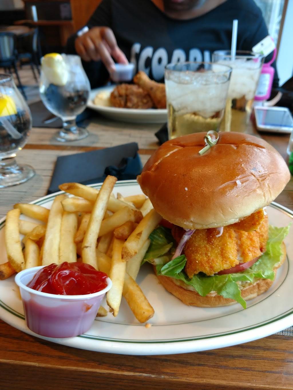 Uptown Brasserie | restaurant | Jamaica, NY 11430, USA | 7187514790 OR +1 718-751-4790