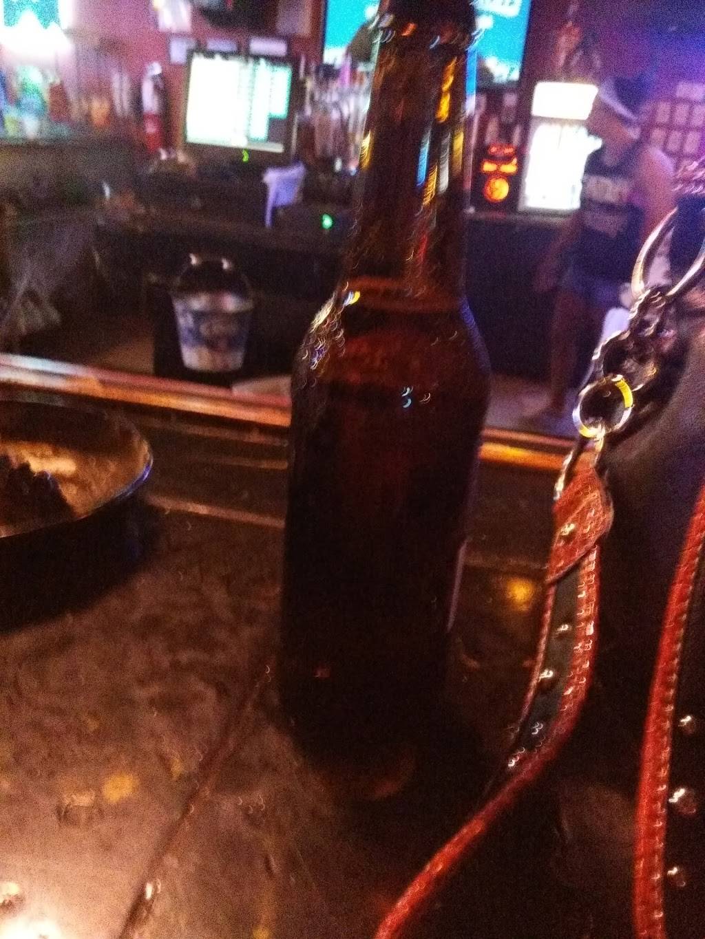 Redzone Sports Bar & Grill Llc | restaurant | 13510 IL-37, Marion, IL 62959, USA | 6189833066 OR +1 618-983-3066