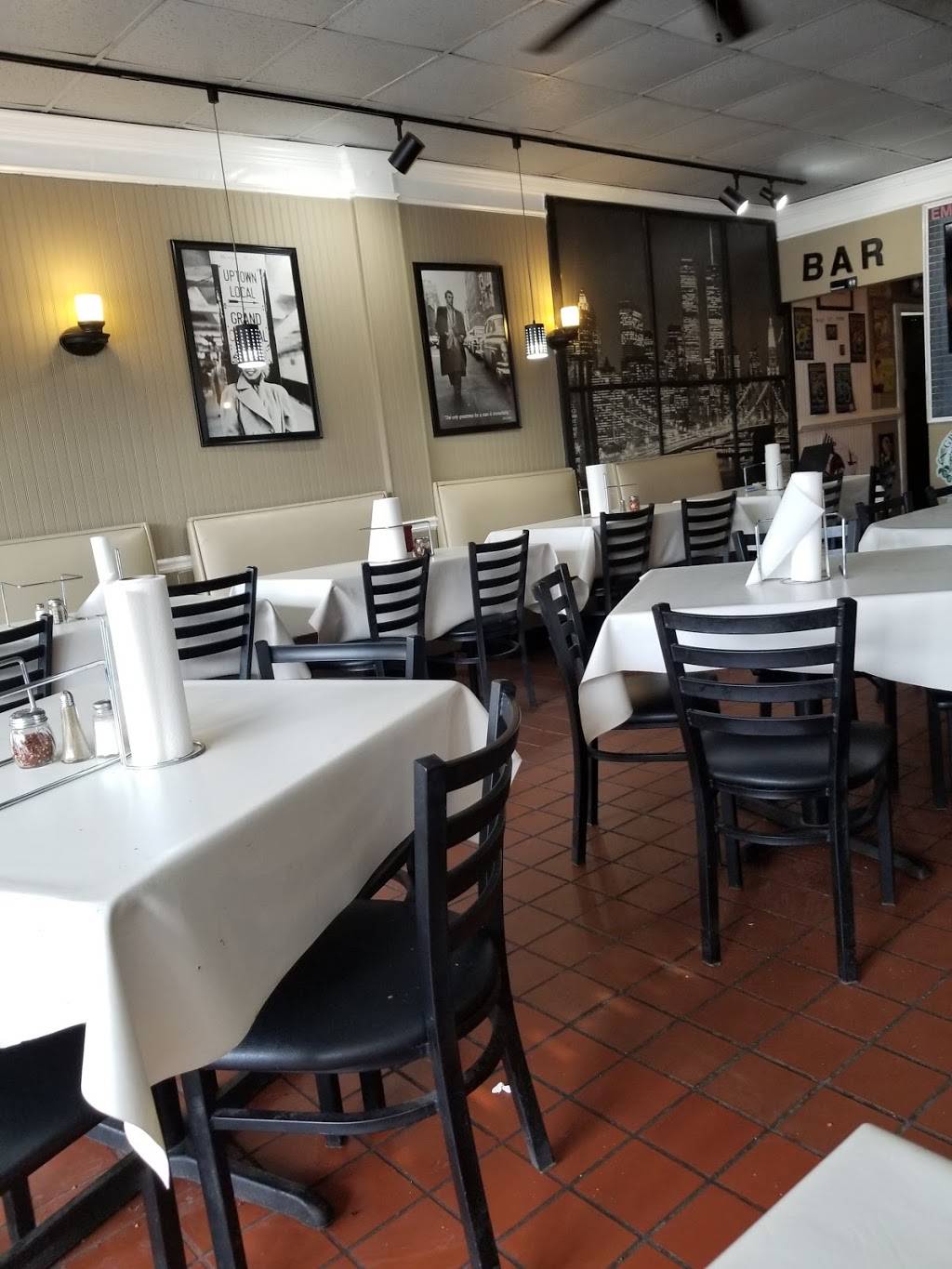 Empire State Pizza & Growlers | restaurant | 5000 Winters Chapel Rd, Atlanta, GA 30360, USA | 7706805516 OR +1 770-680-5516