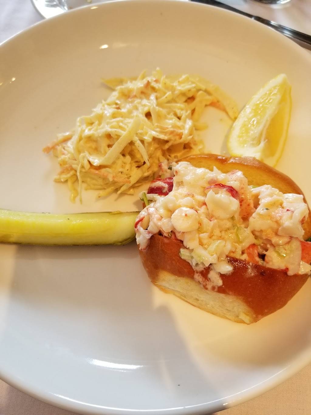 Chadwicks American Chop House & Bar | restaurant | 49 Front St, Rockville Centre, NY 11570, USA | 5167667800 OR +1 516-766-7800