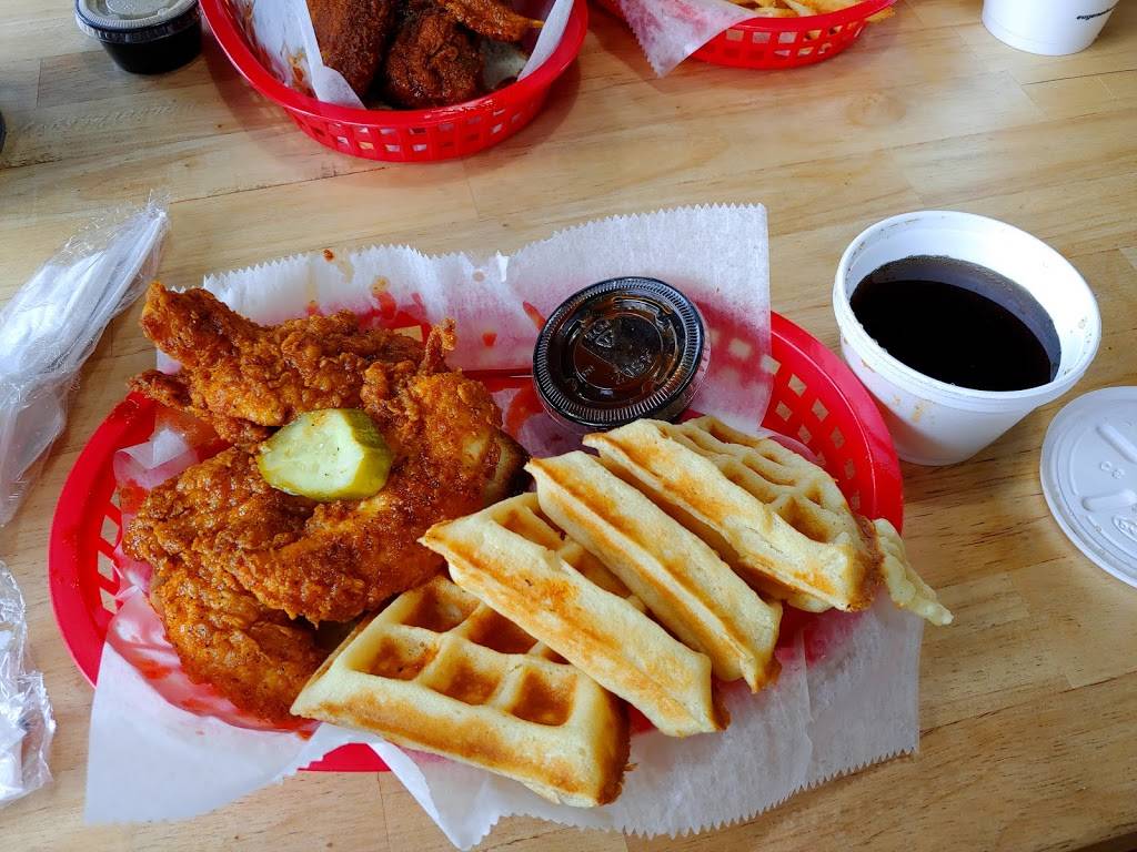 Eugenes Hot Chicken | restaurant | 2268 9th Ave N, Birmingham, AL 35203, USA | 2053227555 OR +1 205-322-7555