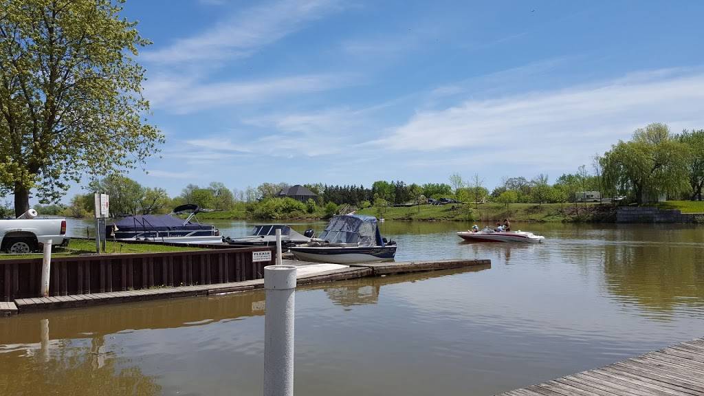 Grand River Marina & Cafe | restaurant | 7336 Rainham rd, Dunnville, ON N1A 1Z3, Canada | 6475889032 OR +1 647-588-9032