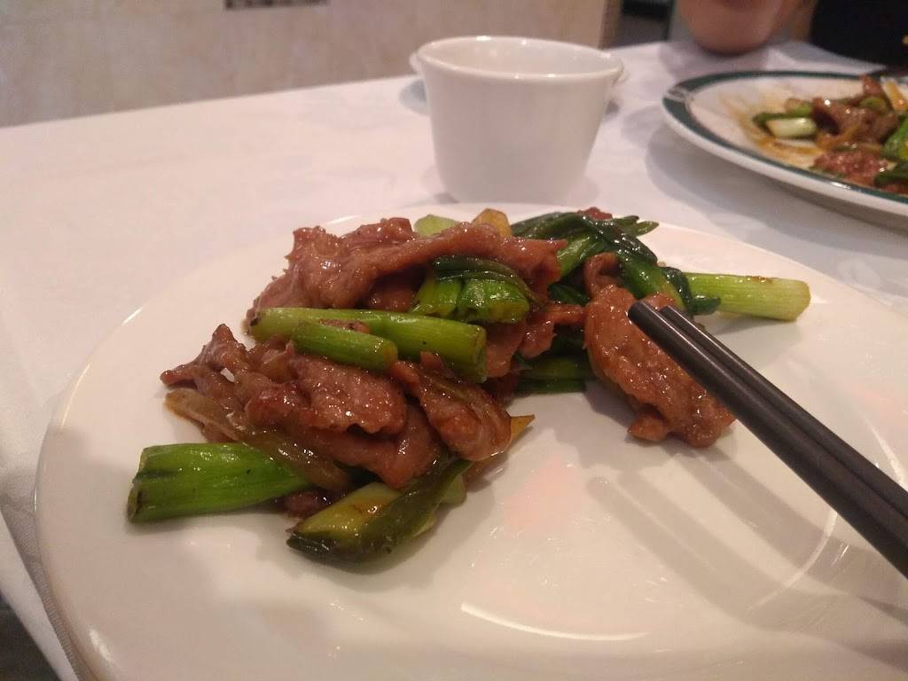 Full Moon House | restaurant | 960 N Hill St, Los Angeles, CA 90012, USA | 2135370792 OR +1 213-537-0792