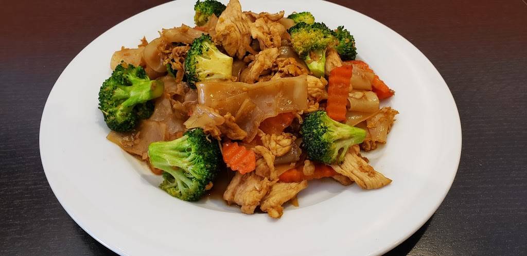 UD Thai Cuisine | restaurant | 4810 E Ray Rd suite a-1, Phoenix, AZ 85044, USA | 4809404455 OR +1 480-940-4455