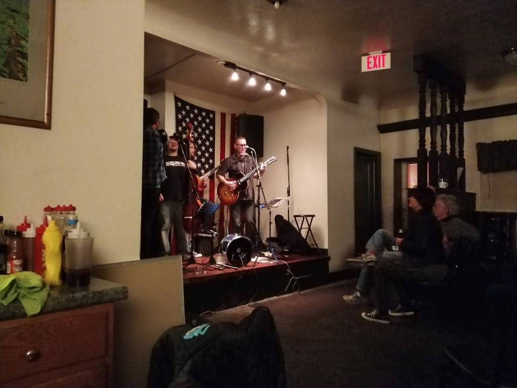 Silver Swan Tavern | restaurant | 2704 Front St, Cuyahoga Falls, OH 44221, USA | 3309285364 OR +1 330-928-5364