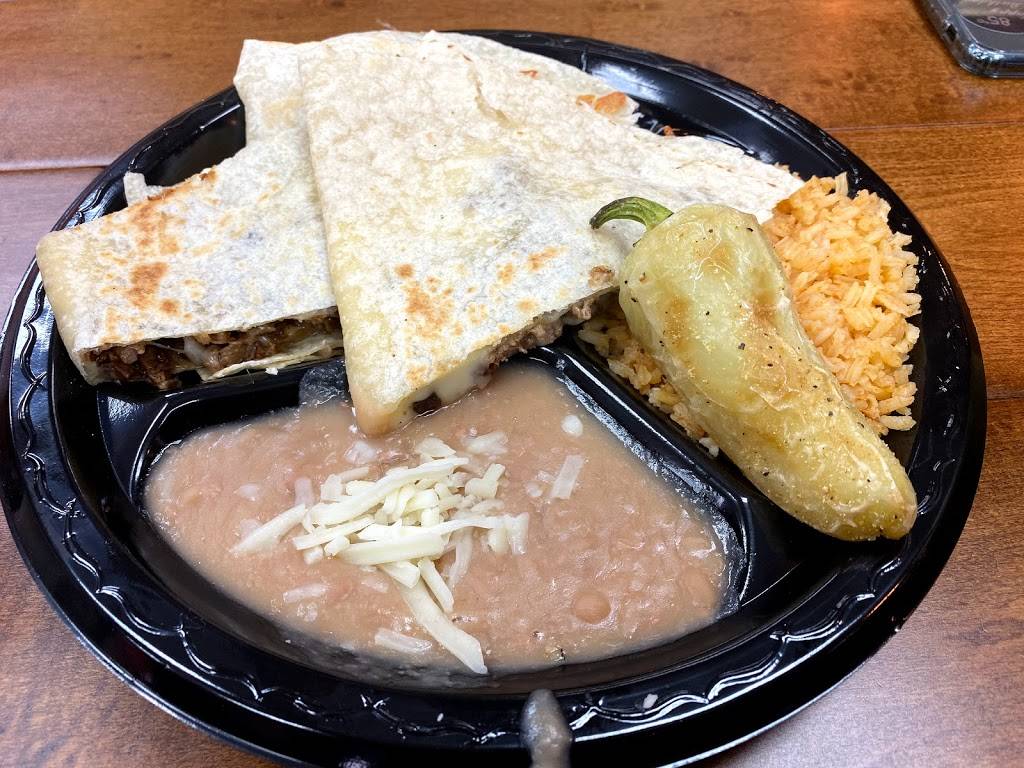 Reventaco | restaurant | 12240 La Mirada Blvd, La Mirada, CA 90638, USA | 5623511011 OR +1 562-351-1011