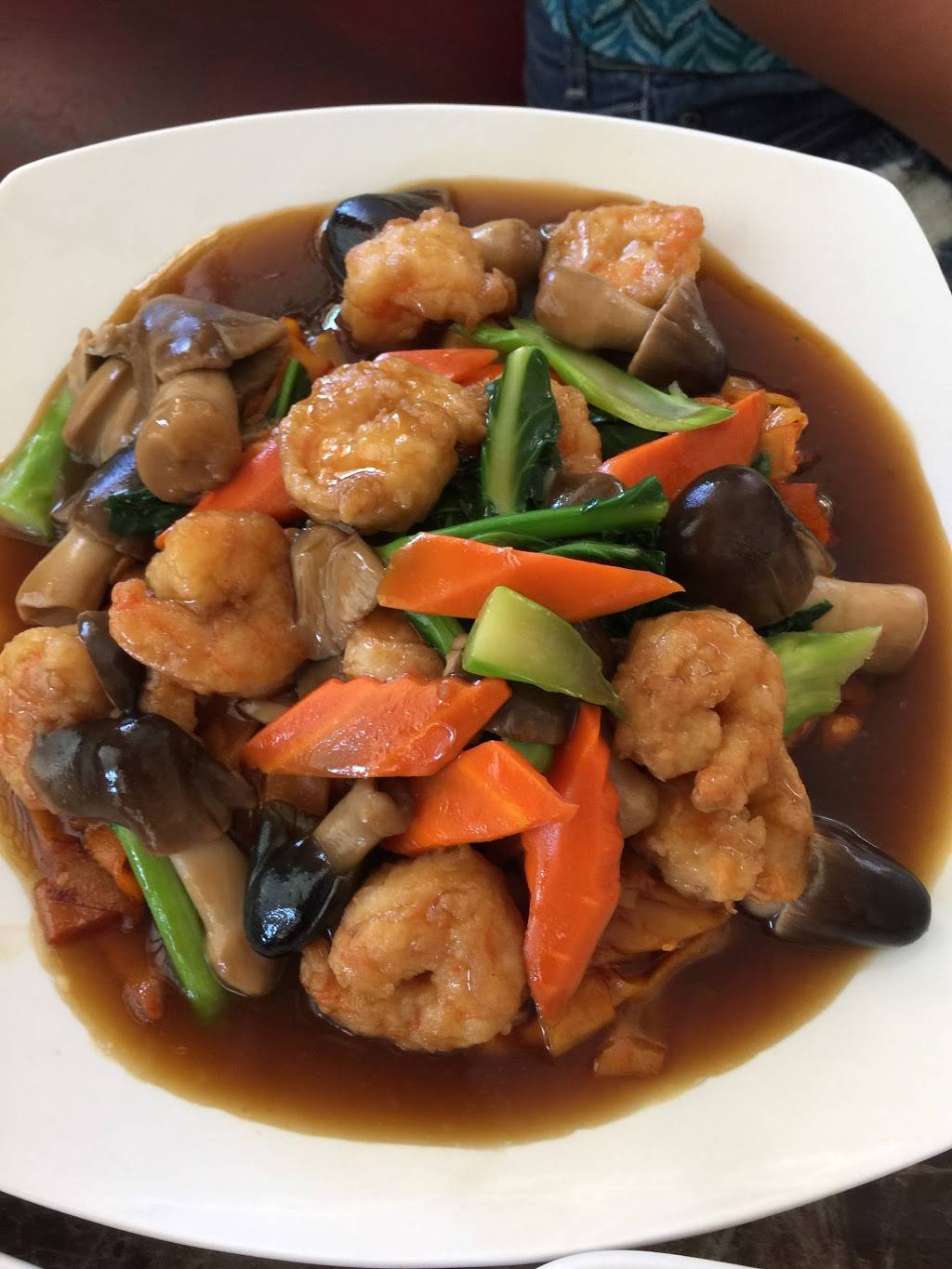 Wok & Pho | restaurant | 1001 Pacific Coast Hwy, Long Beach, CA 90806, USA | 5622471177 OR +1 562-247-1177