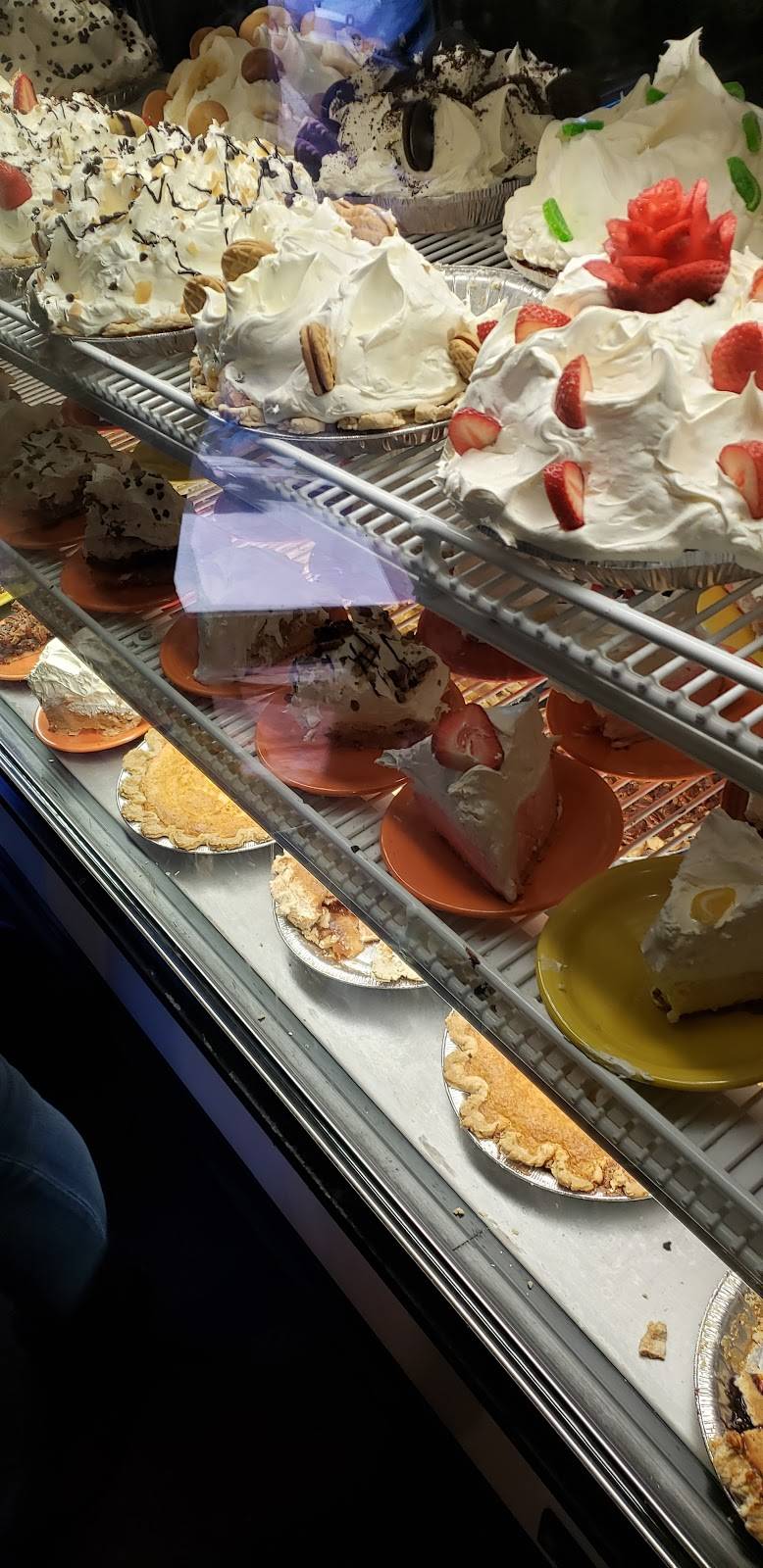 Our Place Restaurant | restaurant | 915 W Debbie Ln, Mansfield, TX 76063, USA | 8174739996 OR +1 817-473-9996