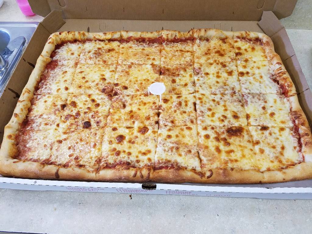 Bobs Poplar Pizza | restaurant | 2912 William St, Cheektowaga, NY 14227, USA | 7168925118 OR +1 716-892-5118