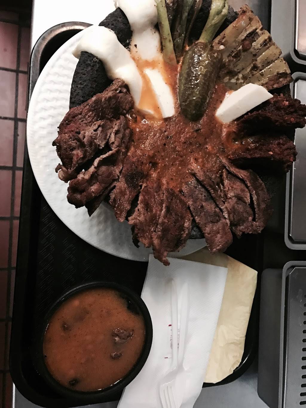 Taqueria La Fiesta | restaurant | 3479, 1180 S Bristol St #106, Santa Ana, CA 92704, USA | 7145492505 OR +1 714-549-2505