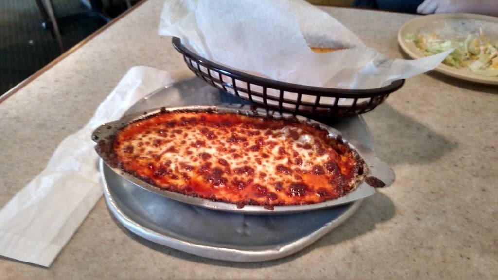 Pizza Village Of Beulaville | restaurant | 811 W Main St, Beulaville, NC 28518, USA | 9102983346 OR +1 910-298-3346