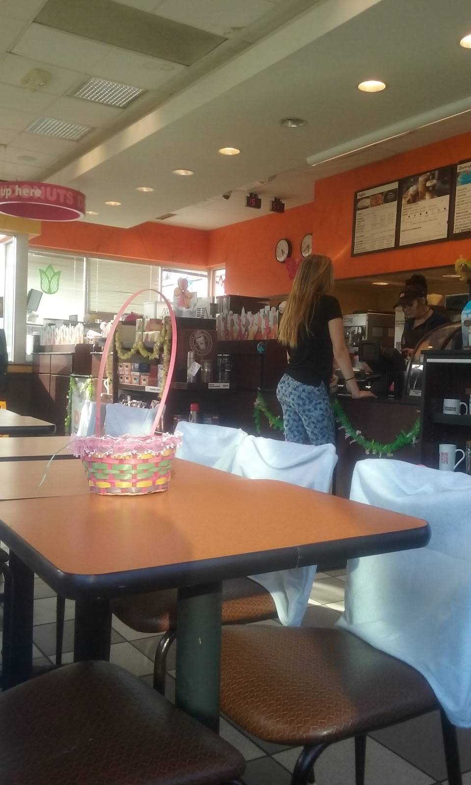 Dunkin | bakery | 143 Elm St, Milford, NH 03055, USA | 6036726328 OR +1 603-672-6328