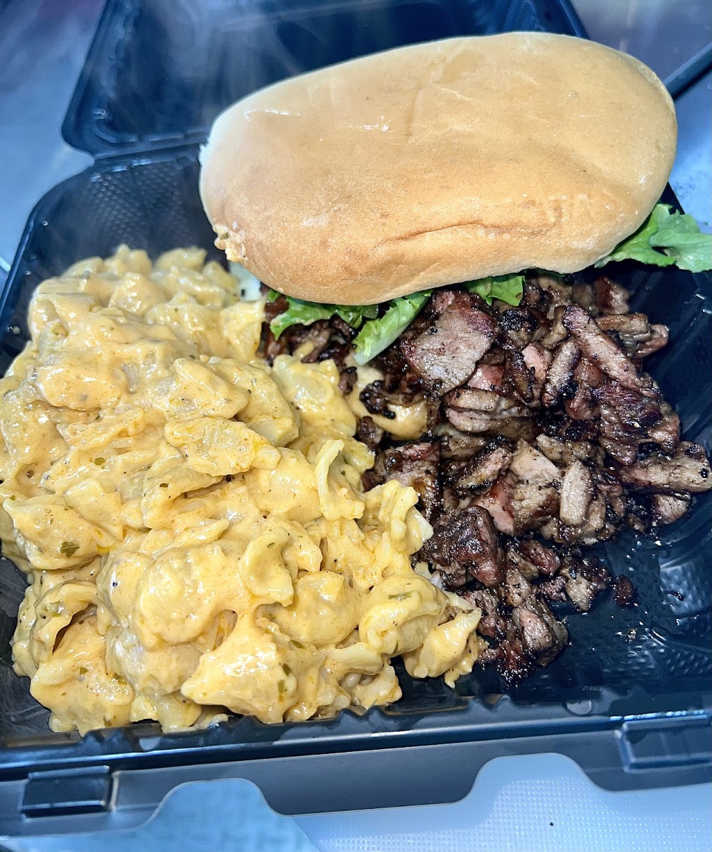 Wah Gwaan Jerk | restaurant | 8495 Navarre Pkwy, Navarre, FL 32566, USA | 8509032380 OR +1 850-903-2380