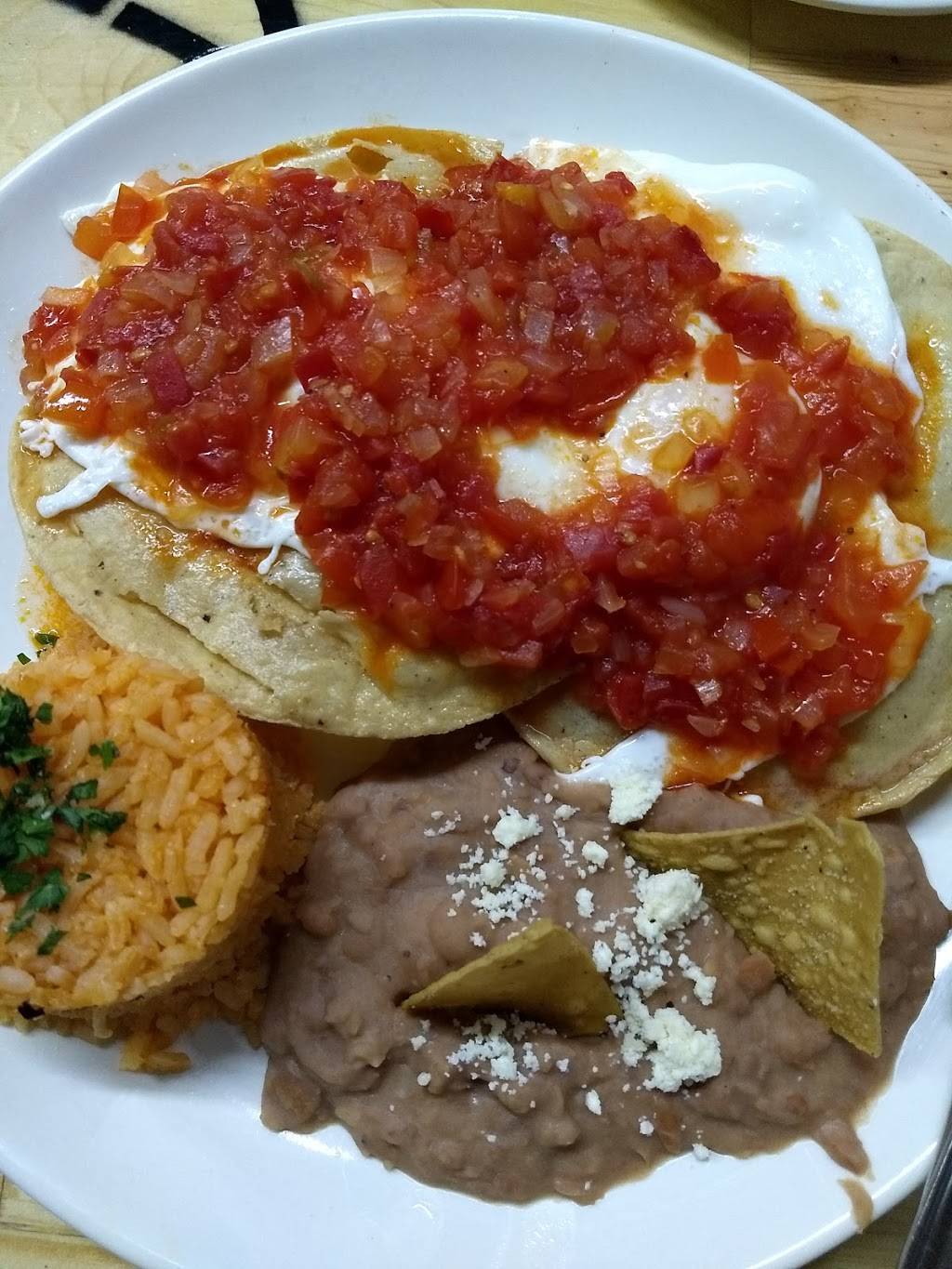 Menuderia Jr. | restaurant | Calle Principal 9816, Florido III, Tijuana, B.C., Mexico | 016647338316 OR +52 664 733 8316