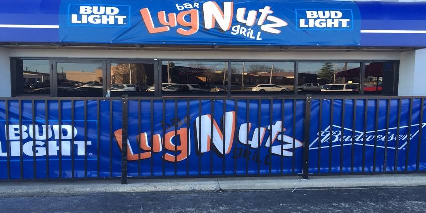 LugNutz Bar and Grill | restaurant | 22 Donald Dr, Fairfield, OH 45014, USA | 5139393333 OR +1 513-939-3333
