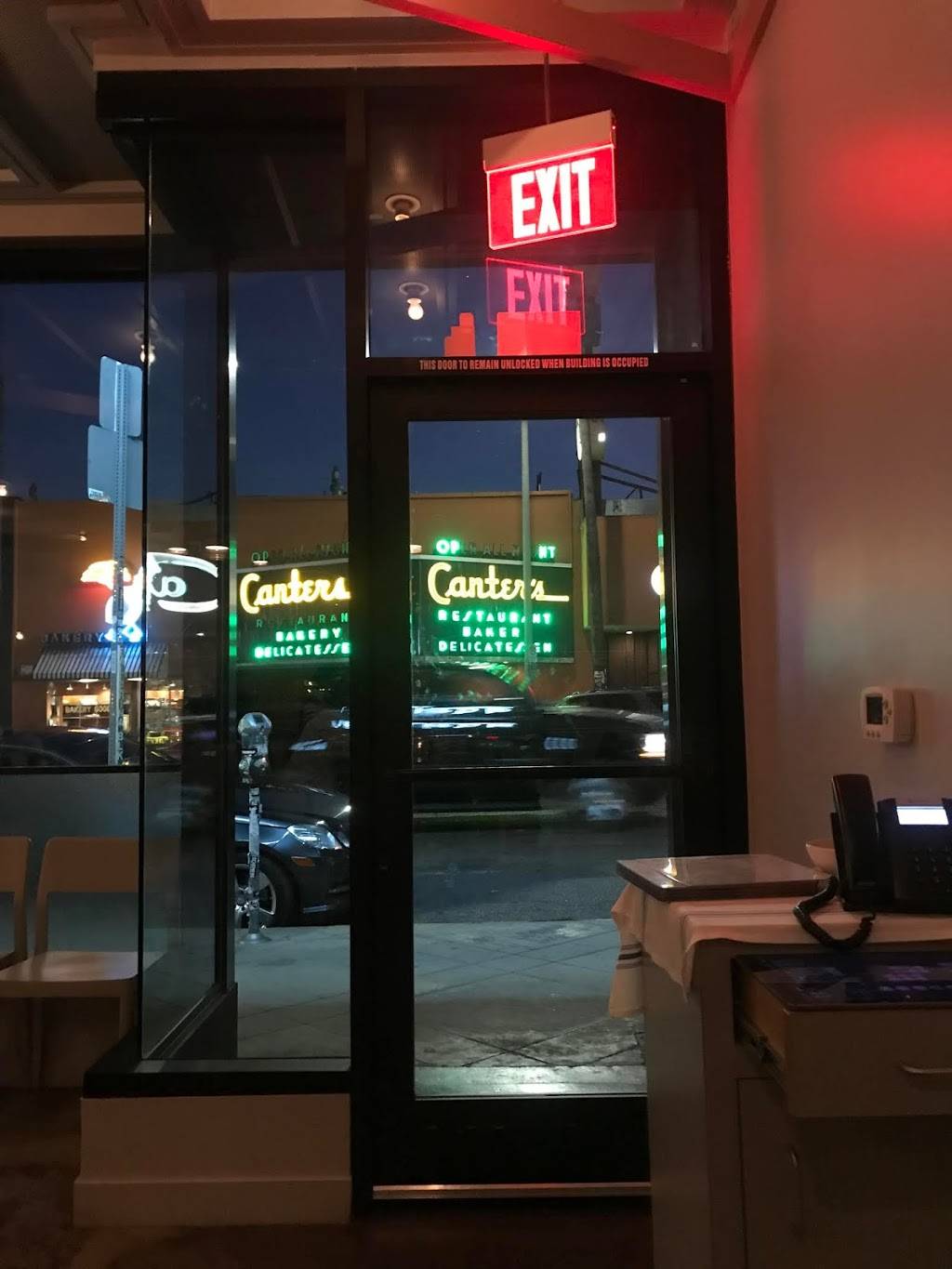 Badmaash | restaurant | 418 N Fairfax Ave, Los Angeles, CA 90036, USA | 2132815185 OR +1 213-281-5185