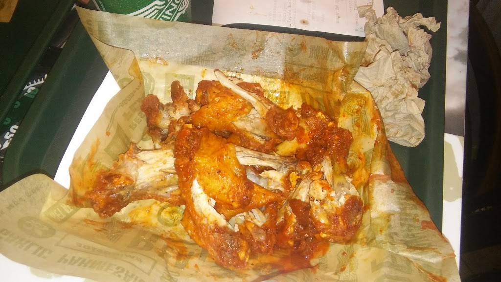 Wingstop | restaurant | 10749 North Fwy, Houston, TX 77037, USA | 2814489464 OR +1 281-448-9464