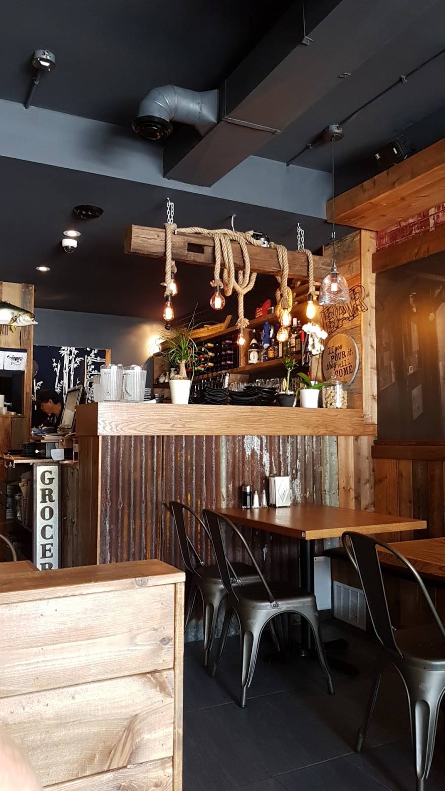 GYOKO SUSHI | restaurant | 2143 Danforth Ave, Toronto, ON M4C 1K2, Canada | 4169160901 OR +1 416-916-0901