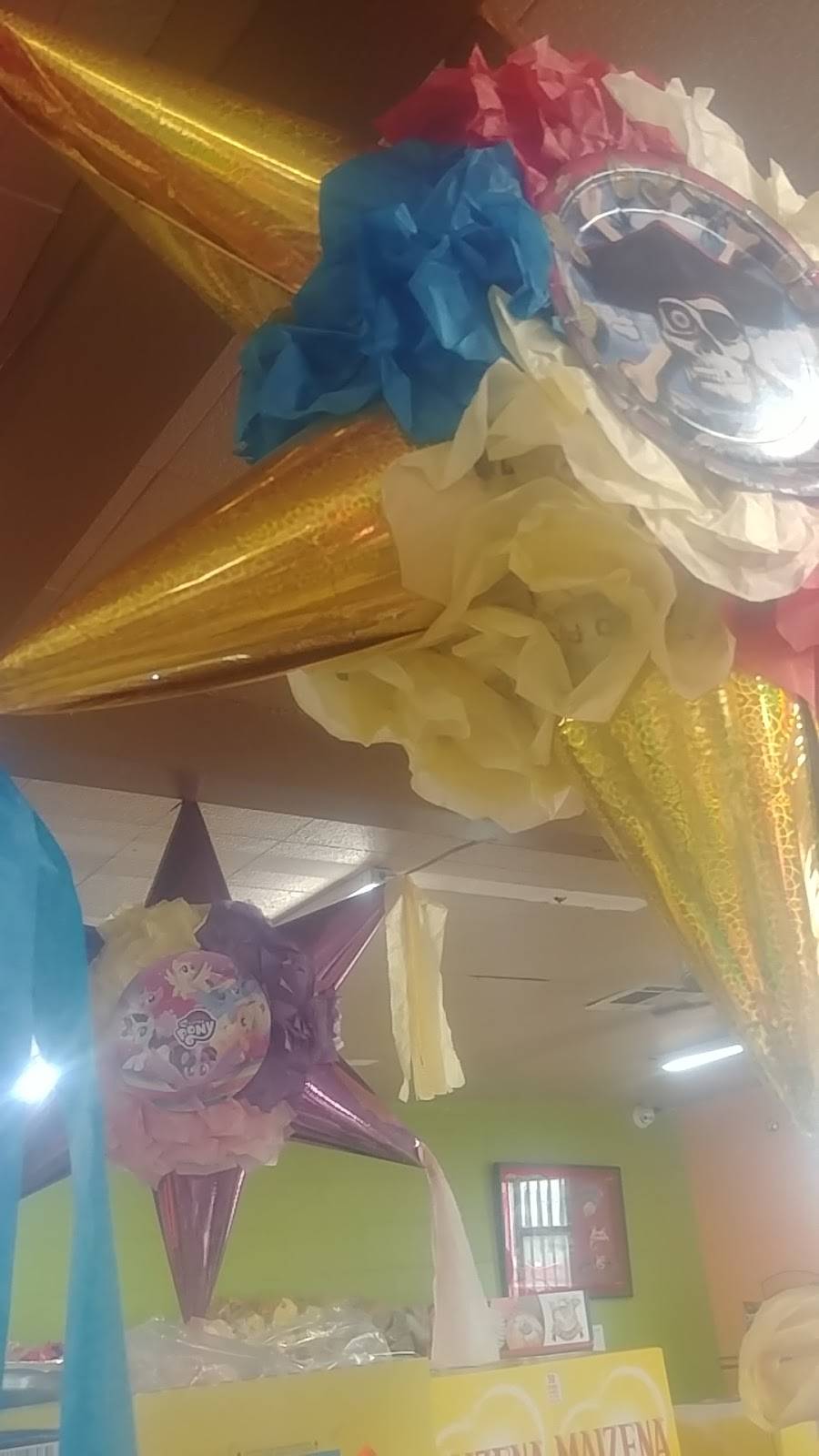 La Guadalupana Meat Market | bakery | 23701 Ave 95, Terra Bella, CA 93270, USA | 5595354348 OR +1 559-535-4348